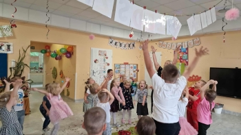 69ca2056-979a-421c-867d-edc1b4ec6a7c