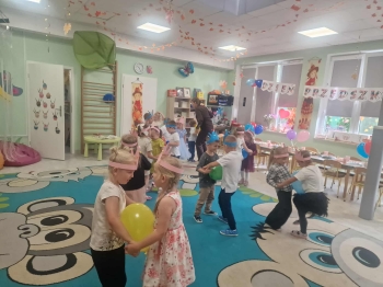 b468c923-5ac5-4e78-b276-255e0264408d