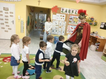 61863ff3-11a7-4c26-bcf3-3232a7e04e13