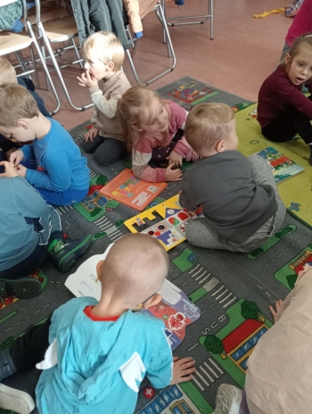 2d889128-9e8e-4319-997e-466f72607579