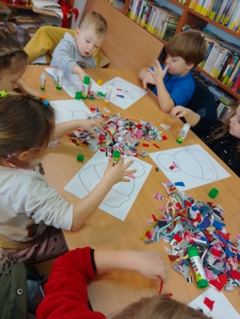 9f5dd3db-ba57-4eaa-b574-efbc7009ea07