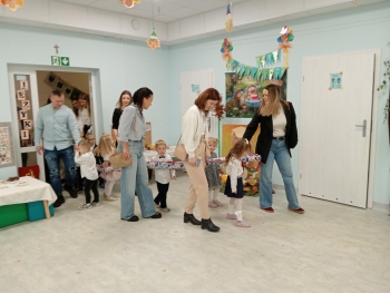 e63c9884-7468-4dd7-947d-55378eae7c84