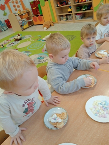 8bb03245-a283-4412-98ad-b0ee2d704ca7