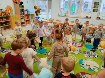 353c29f3-cdb8-4c96-932e-91741d66b2f1