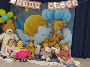 767ec7a1-894e-4c7a-abed-df98a1f7bdbf