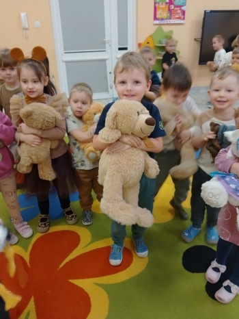 19740dc5-f29e-405b-a9f1-f4fcf14f3549