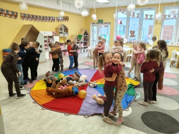 c21b8fa2-1b02-44d5-9da0-7617b6ec5e6c