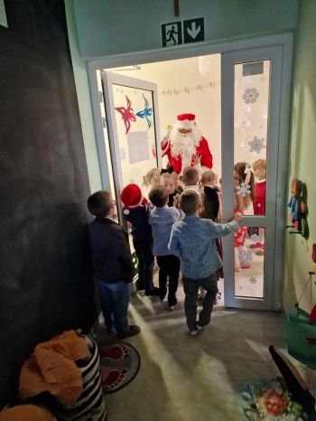 9b9aa445-36f8-4794-b6d5-676d6f24fa9b