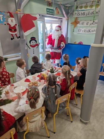 e14f57e7-7d66-4686-ab76-88fb044093b9