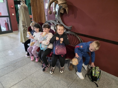 ''Motylki'' i ''Żabki'' w ZOO i w Teatrze